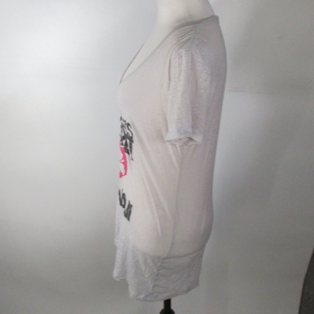 Victoria's Secret Hawaii Women's White V-neck Glitter Hibiscus T-Shirt Large - Picture 4 of 5